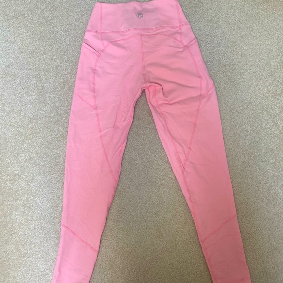 TYC pink heart booty leggings - Picture 4 of 4